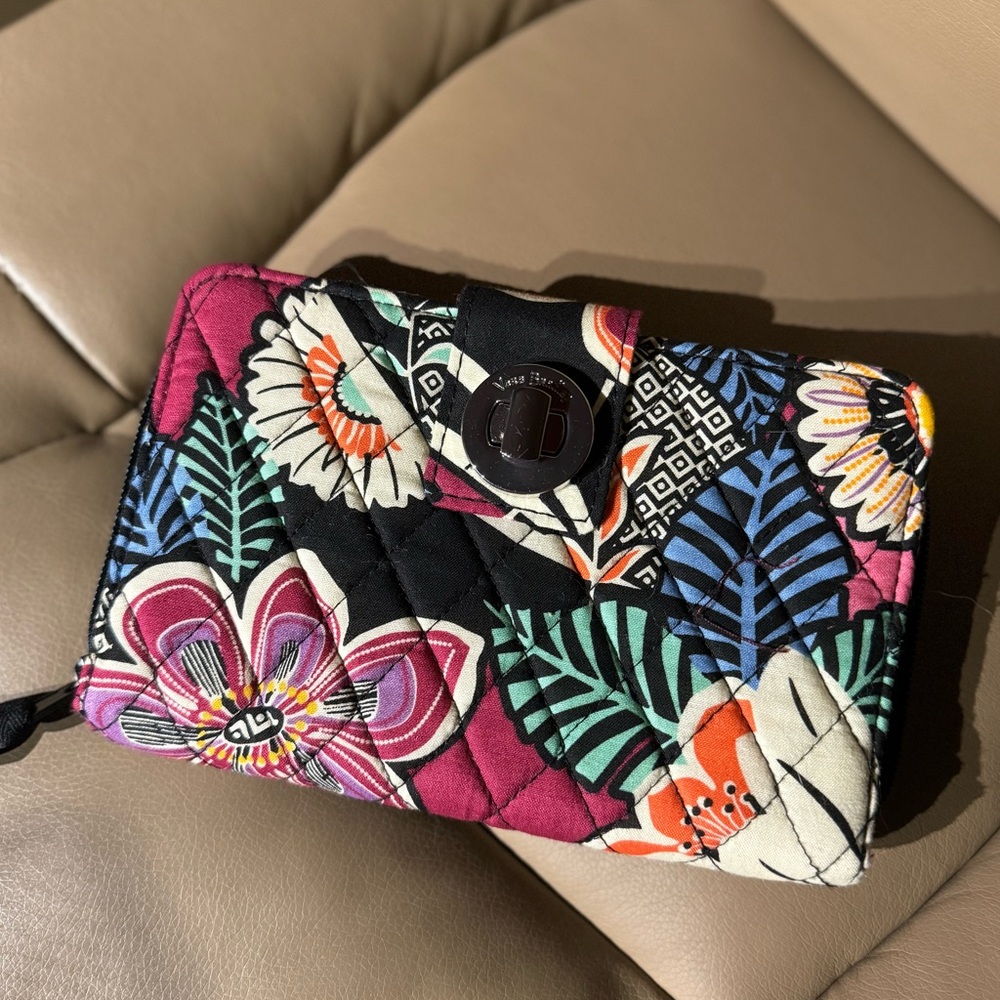 Vera Bradley wallet